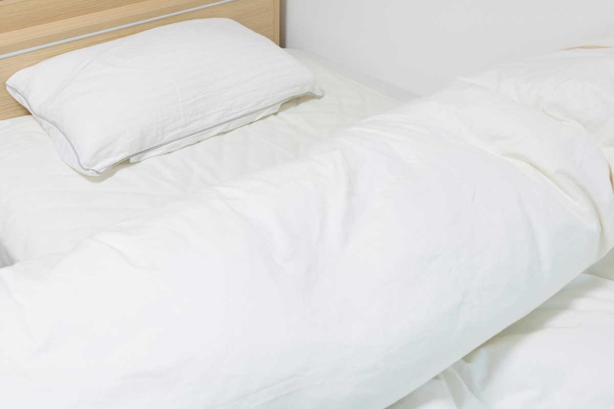 春の寝苦しさを快眠へ。湿気に強い「ウール寝具」のすすめ